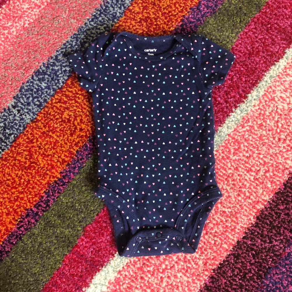 5 ONESIES BUNDLE - Picture 8 of 16